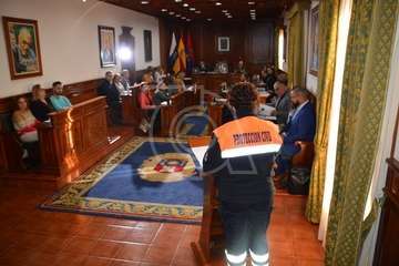 Protección Civil de Telde pone voz al rechazo plenario a la lacra machista (Foto TA)